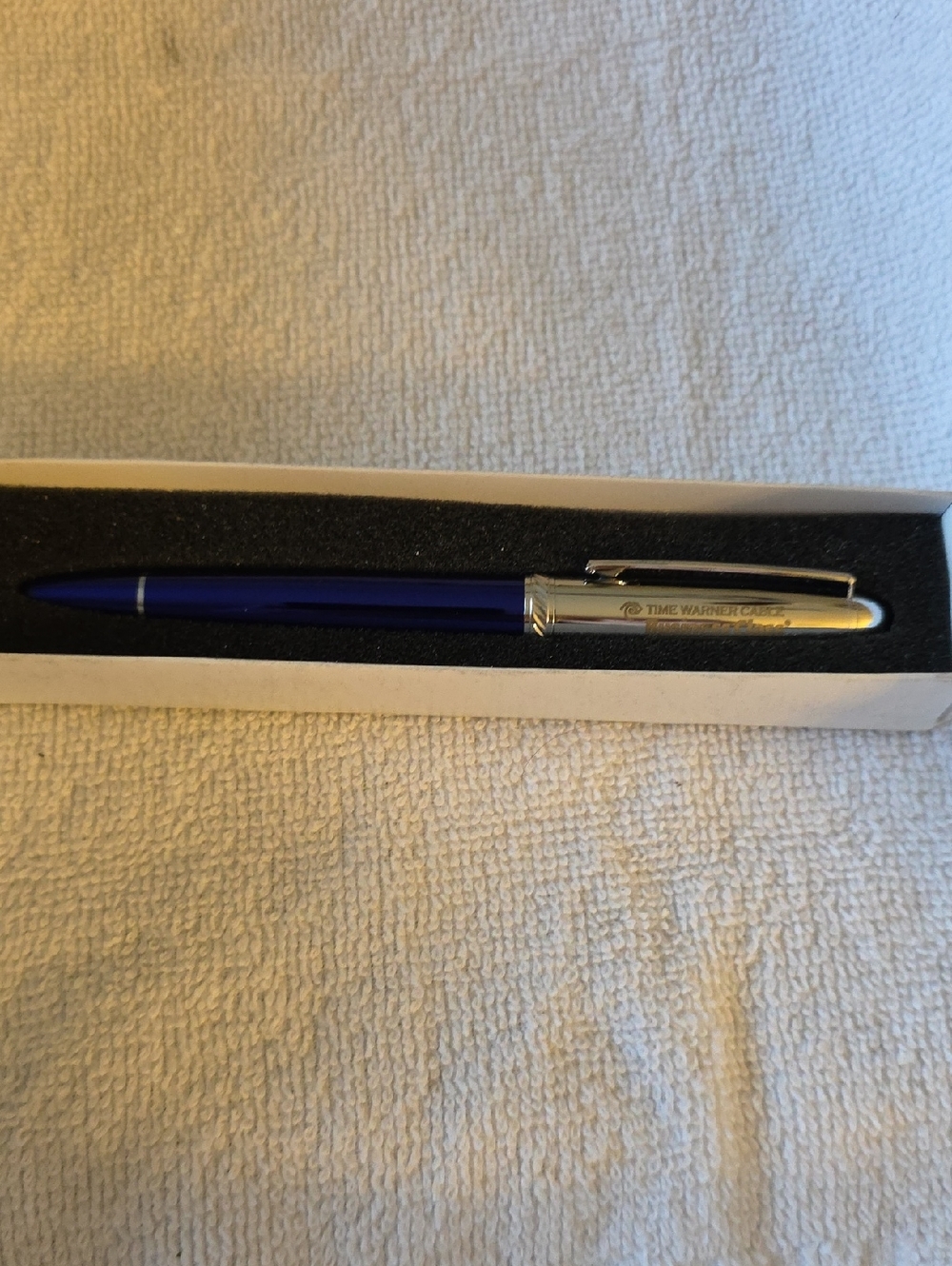 Leeds Blue and Silver Ballpoint Pen with Branded Clip (4)